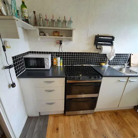 Lovely House Leeds (West Yorkshire)